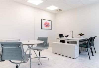 Exterior image of Avenida Perfecto Palacio de la Fuente 1