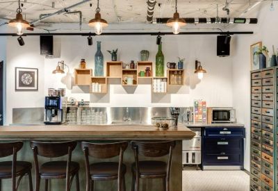 Exterior view of Neue Mainzer Strasse 66