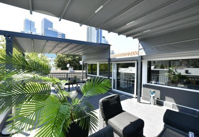 Exterior image of No:13, Karanfil Sokağı, Levent/Besiktas