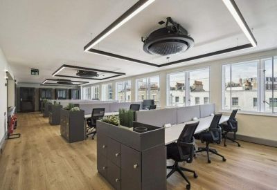 Exterior image of 192-198, Vauxhall Bridge Road