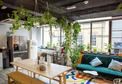 Executive office to let in London