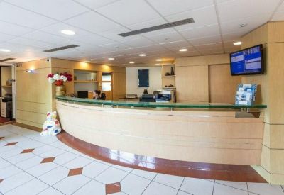 Offices at 2 Avenue des Améthystes