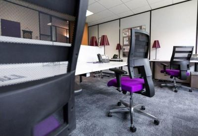 Executive office to rent in Nantes