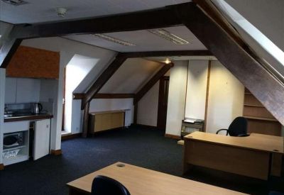Office accomodations in central Witney