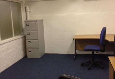 Office accomodations to rent in Hounslow