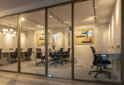 Office suite to lease in Manchester