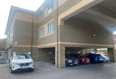 Serviced office to rent in Mitcham