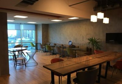 Exterior image of Saray Mahallesi, Dr. Adnan Büyükdeniz Caddesi No:4, Akkom Ofis Park D: 2 Blok