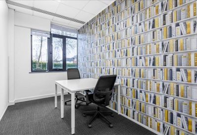 Serviced office to rent in High Wycombe