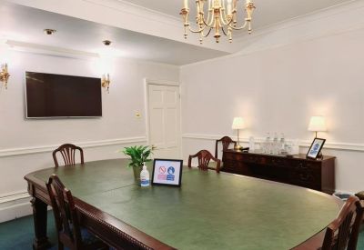 Office suites to let in London