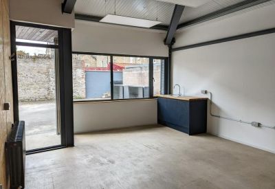 Serviced office to lease in Frome
