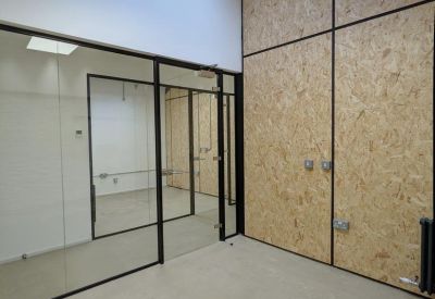 Executive office centres in central Frome