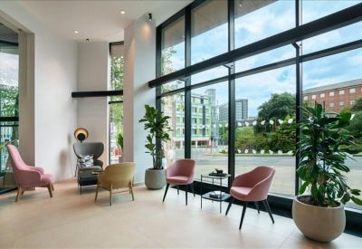 Exterior image of City Gate East, 6th Floor, Toll House Hill