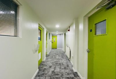 Serviced office to let in Plymouth