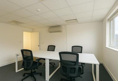 Office suites to let in Cradley Heath