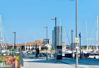 Ocean Way, Ocean Village