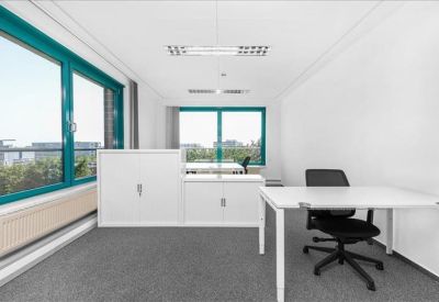 Exterior image of Flughafenallee 26