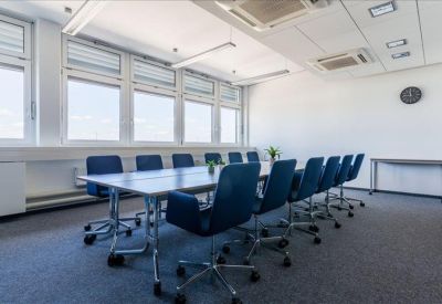 Interior of Flughafenstr. 118, 3rd & 4th floor