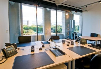 Fort Parkway, Fort Dunlop executive suites