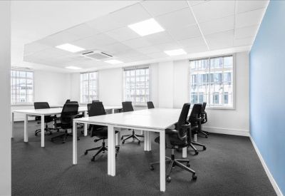 Executive office to rent in London