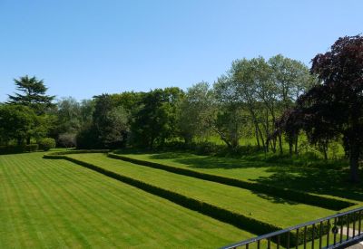 Serviced offices to let in Waltham Abbey