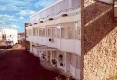 Amberley Way, Jolyon House