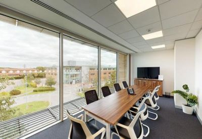 Offices at Kingston House, Lydiard Fields