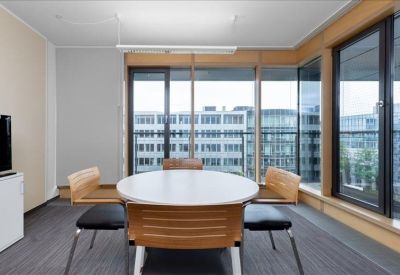 Office accomodation to rent in Munich