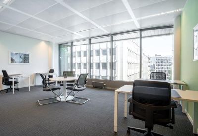 Exterior view of Square de Meeus 37, 4th floor