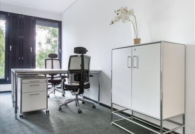 Offices at Leopoldstraße 23