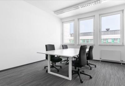 Offices at Feringastrasse 6