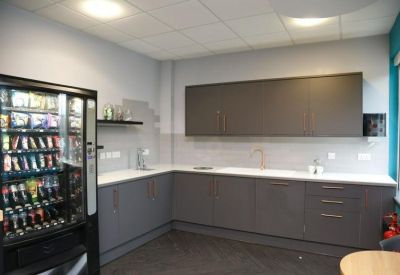 Exterior image of Parkway Court, Oxford Business Park