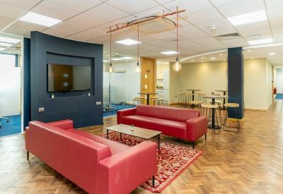 Office spaces to rent in Slough