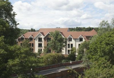 Interior of Guildford Road, Fetcham Grove