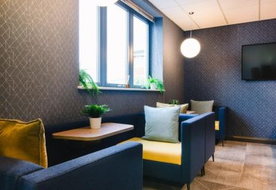 Offices at Plato Close, Tachbrook Park