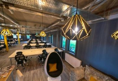 Exterior image of The Avenue by Haatch Desks, Maskew Avenue