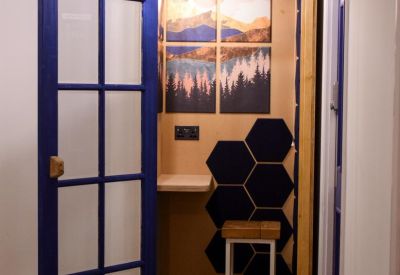 Exterior view of Unit 6 & 7, The Mall