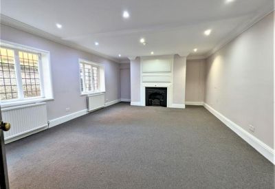 Office accommodations to hire in Watford