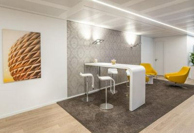 Exterior image of Theresienstraße 1