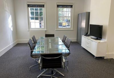 Exterior view of Thorncroft Drive, Thorncroft Manor