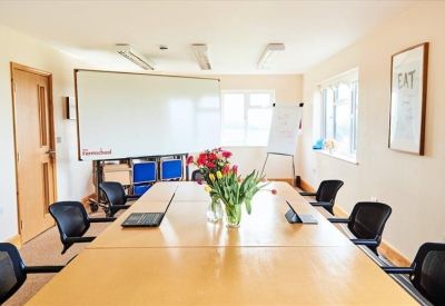 Offices at Thrales End Lane, Thrales End Business Centre