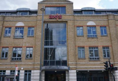 Office suite to lease in London