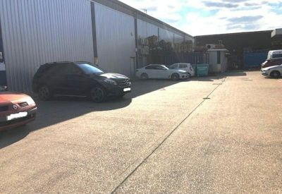 Office accomodation to let in London