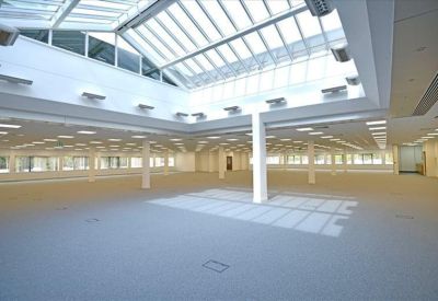 Exterior view of Birchwood Park Avenue, Washington House