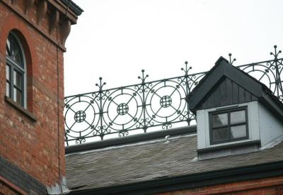 Serviced office to let in Warrington