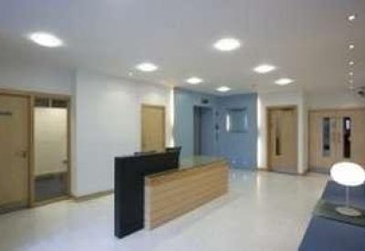 Serviced office centres to hire in Leeds