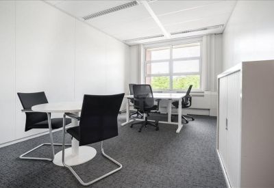 Offices at Newtonlaan 115