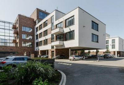 Exterior view of Paul-Gossen-Strasse 75