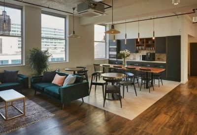 Exterior view of Broad Street Mall, Quadrant House