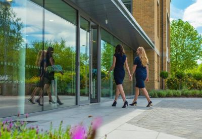 Office suite in Camberley